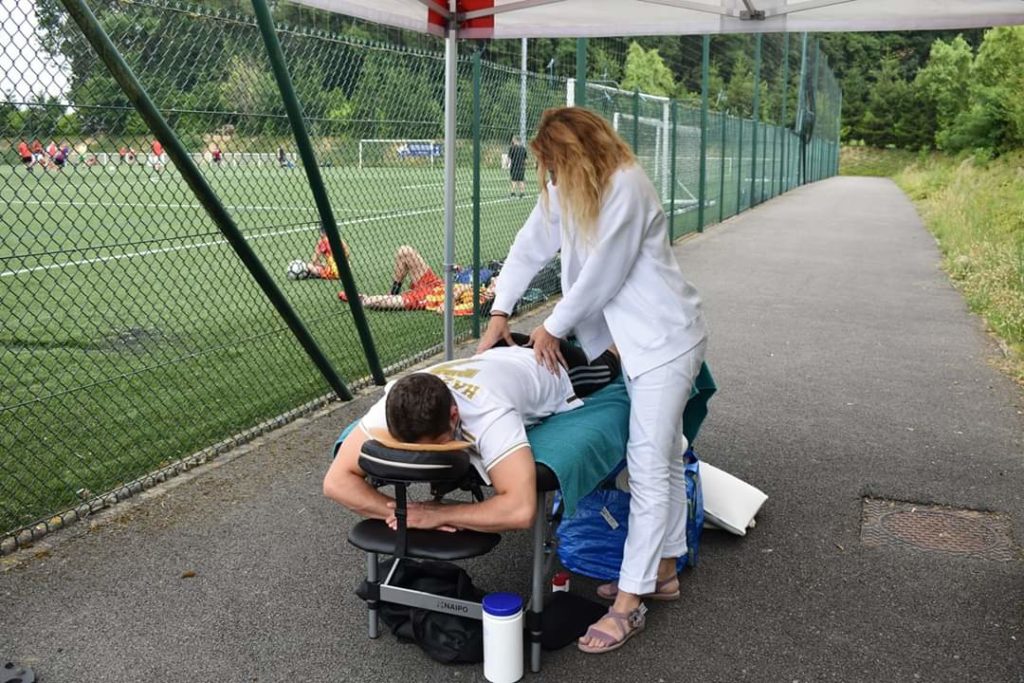 Un tournoi de foot organisé par un CE.